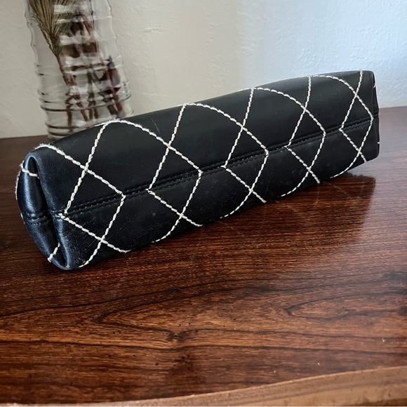 Chanel authentic wild stitch clutch - added insert strap - Picture 12 of 16